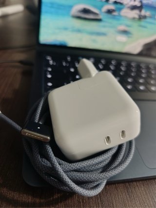 MacBook Air 13 M3 16GB RAM 512GB SSD 2024