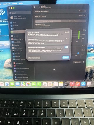 MacBook Air 13 M3 16GB RAM 512GB SSD 2024