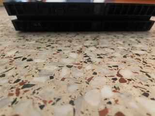 PS4 Slim Sony Nero