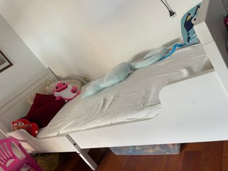 Cama infantil blanca Ikea adaptable