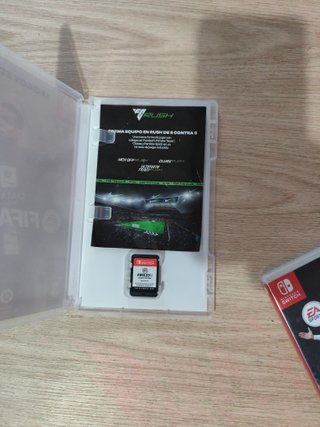FC 25,24,23 NintendoSwitch, X separado o junto