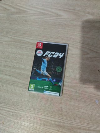 FC 25,24,23 NintendoSwitch, X separado o junto