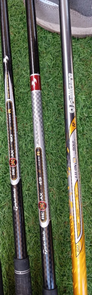 Palos Golf TaylorMade Burner y Cleveland Launcher