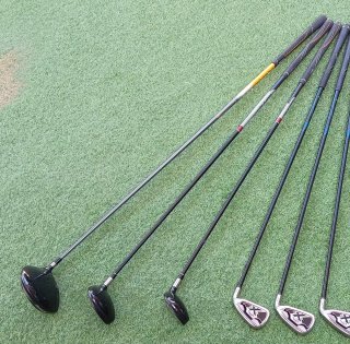 Palos Golf TaylorMade Burner y Cleveland Launcher