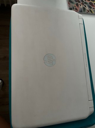 Portátil HP Plata y Blanco