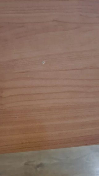 Cómoda de madera con 4 cajones