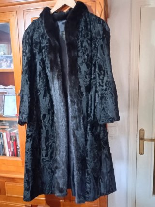 Abrigo de piel negro mujer