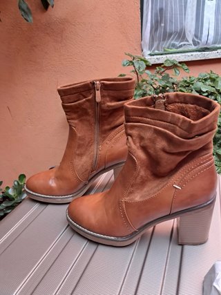 Botines marrones de tacón