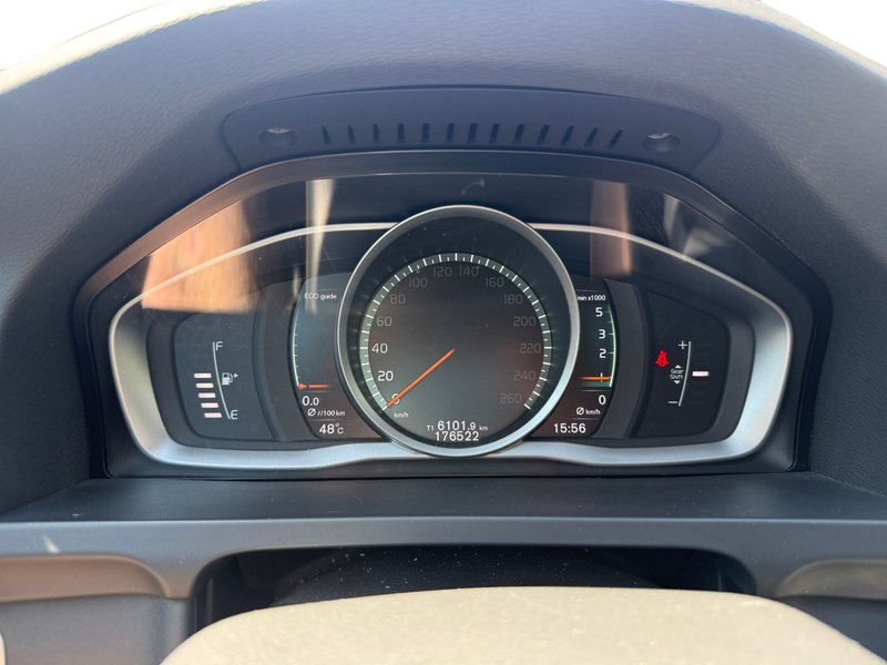 Volvo S60 D2 Momentum 2018, foto 17