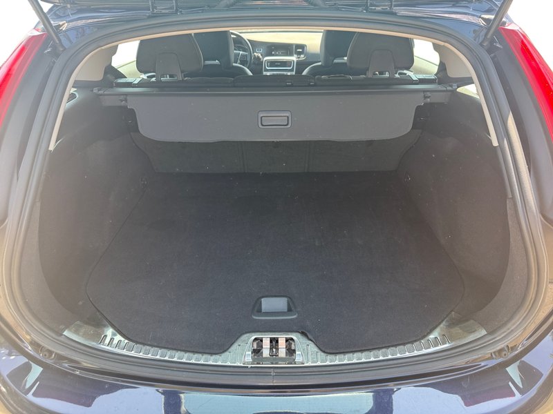 Volvo S60 D2 Momentum 2018, foto 21