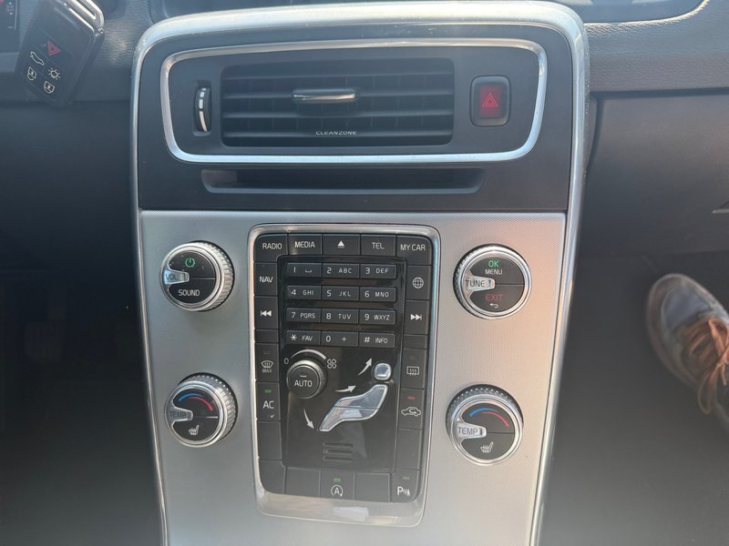 Volvo S60 D2 Momentum 2018, foto 23