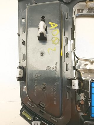 CONSOLA CENTRAL PEUGEOT 3008 BH01 9815049277