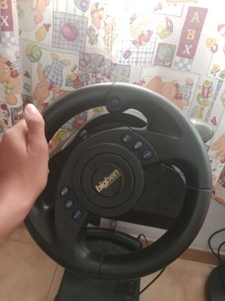 Volante Bigben para PC/Consola