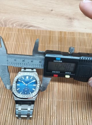 Reloj Automático I&W Carnival.