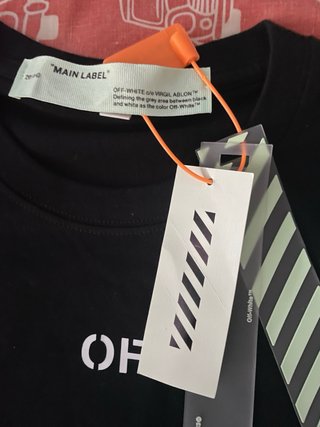Camiseta Off-White Negra