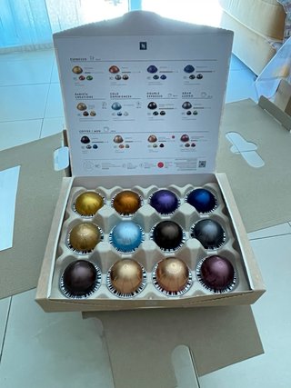 Cafetera Nespresso Vertuo Pop