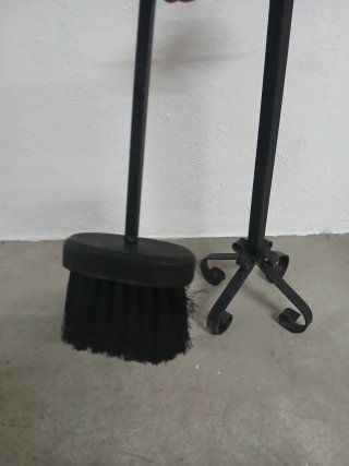 Suporte para acessórios de lareira