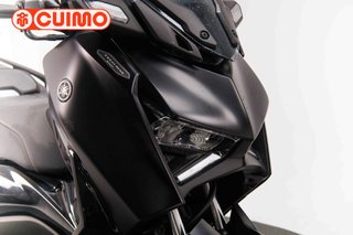 YAMAHA XMAX 300