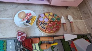Cocinita de madera infantil rosa