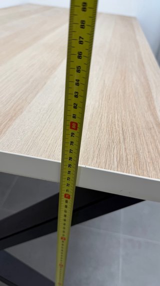 Mesa de comedor Ikea madera y metal