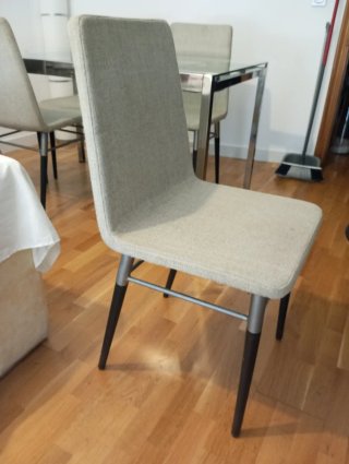 Mesa Comedor Cristal Extensible + 4 Sillas