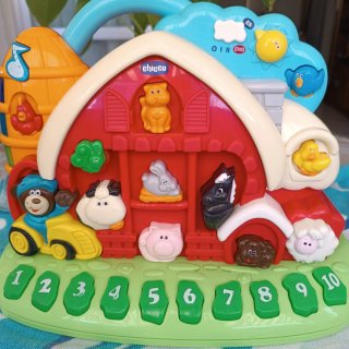 Granja Musical Chicco con Animales y Números