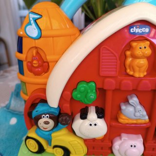 Granja Musical Chicco con Animales y Números