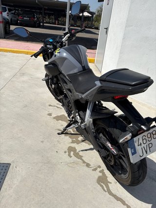 Yamaha MT-125 Negra/Gris