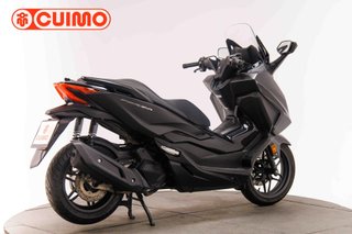HONDA FORZA 125