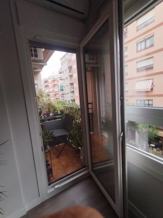 Mosquiteras para balconeras y ventanas
