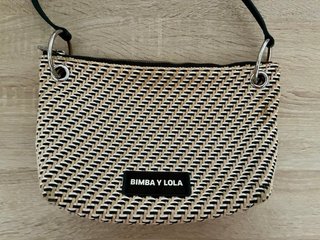 Bolso Bimba y Lola beige y negro