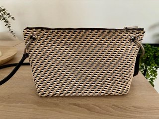 Bolso Bimba y Lola beige y negro
