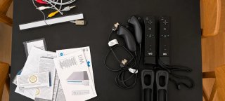 Consola Nintendo Wii Negra + Wii Sports Resort