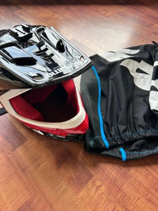 Casco Bluegrass Brave MTB + Mascherina