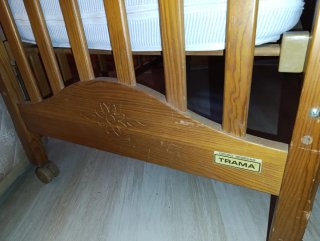 Cuna de madera Trama con opción colecho