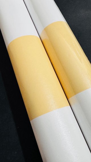 2 rollos de papel pintado rayas blanco y amarillo