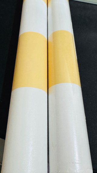 2 rollos de papel pintado rayas blanco y amarillo