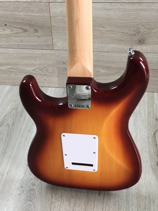 Fender Squier Bullet Stratocaster Sunburst