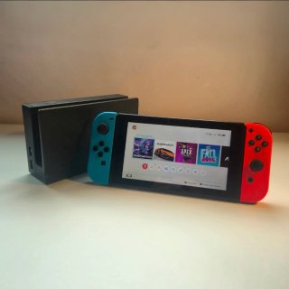 Nintendo Switch Completa + Accessori + Gioco FC25