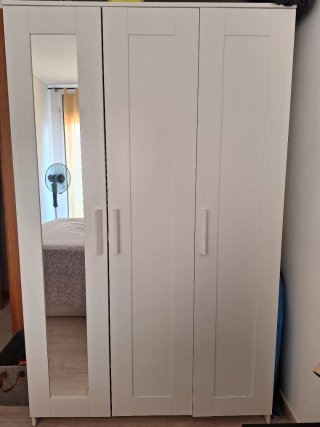 Armario Ikea Brimnes 3 puertas espejo