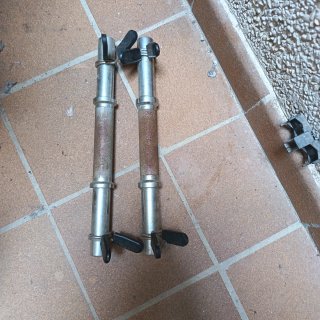 Barra de pesas curva con discos