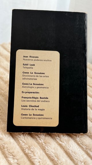 Diccionario de las artes adivinatorias