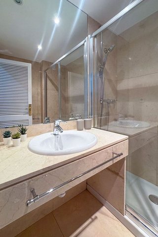 Piso en alquiler en Recoletos en Madrid