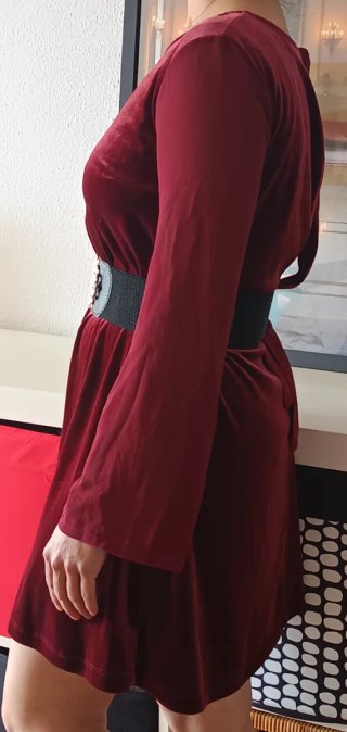 Elegante Vestido de terciopelo rojo (sin cinturón)