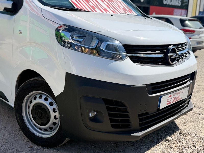 Opel Vivaro 2021, foto 8