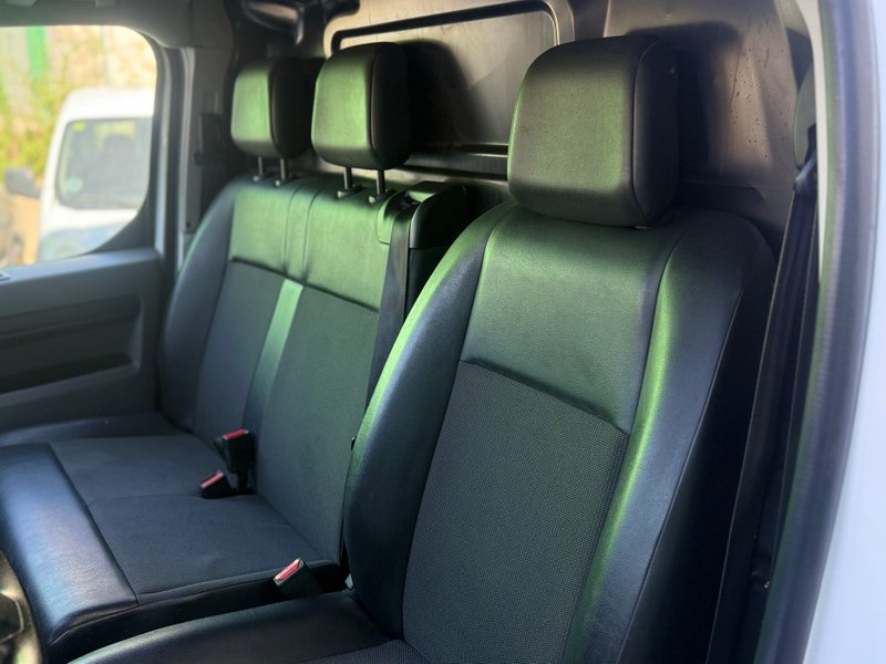 Opel Vivaro 2021, foto 19
