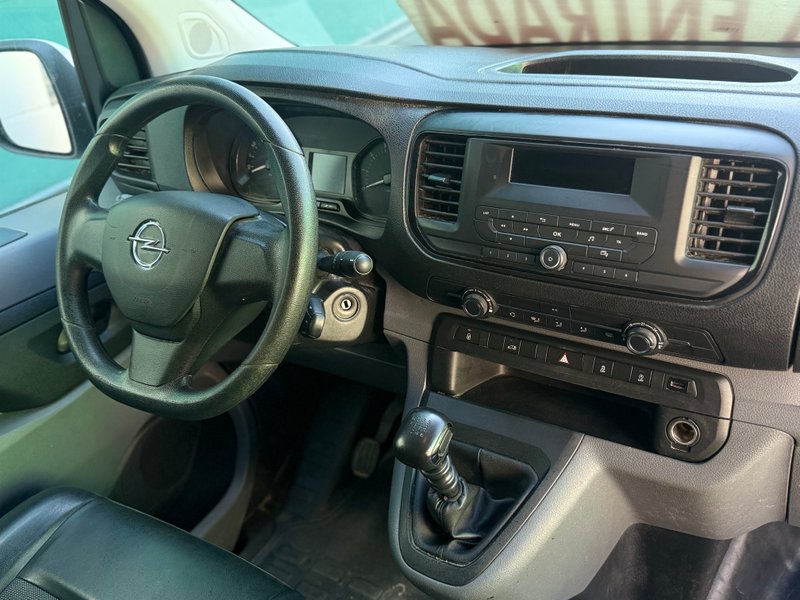 Opel Vivaro 2021, foto 26