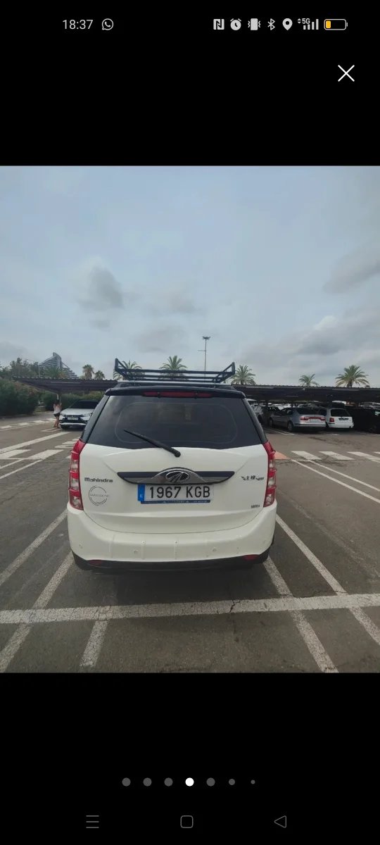 Mahindra XUV 500 2017 - foto 1