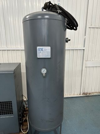 Compresor Atlas Copco GX7 FF con depósito