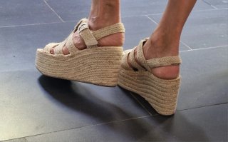 Sandalias esparto con cuña